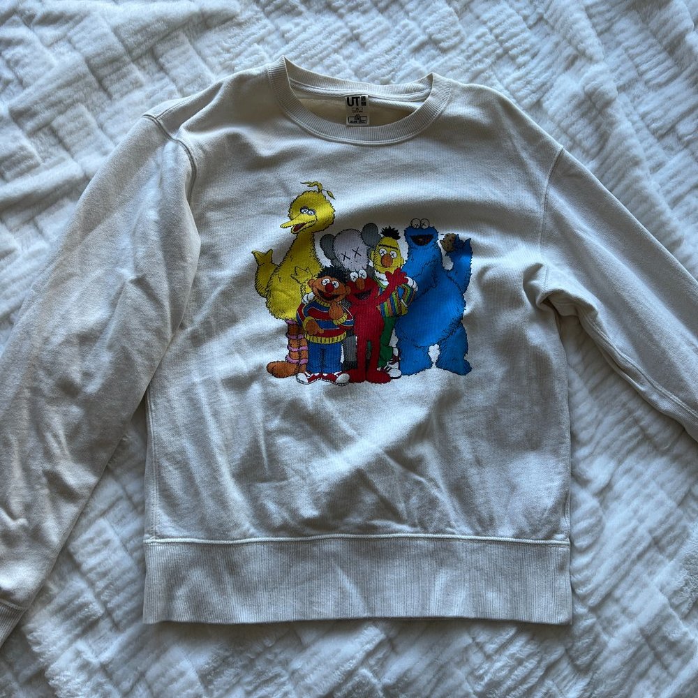 KAWS X SESAME STREET X UNIQLO SHIRT
